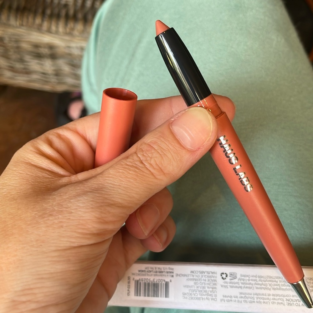 Brand new haus labs lip crayon